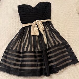 Betsey Johnson Cocktail Dress, Black Ivory Striped Tulle Bow Skirt, Strapless